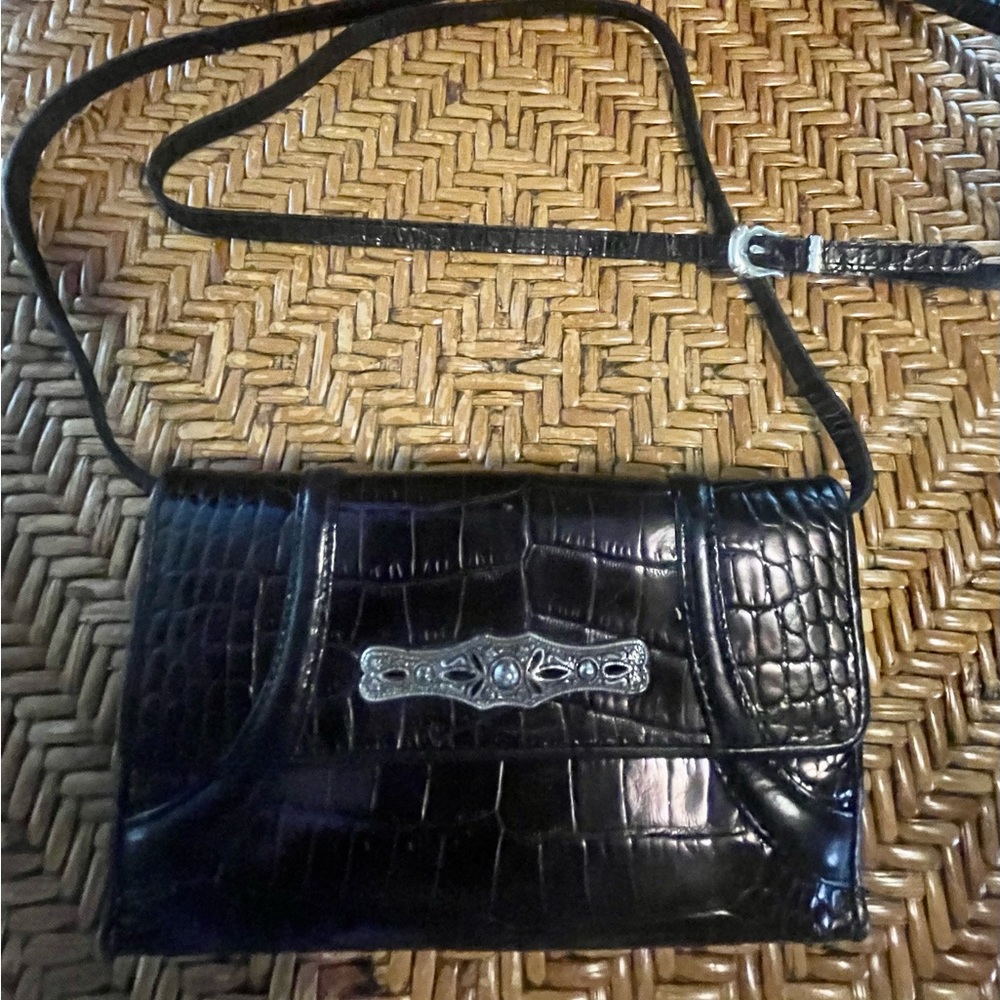 Classy Brighton Black Alligator Crossbody/Shoulder Bag w Silver Ensignia